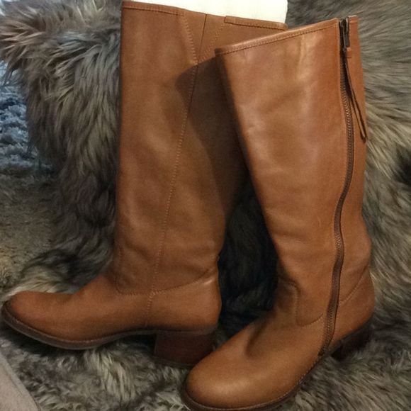 Lucky Brand Tall Heston Boots - Picture 3 of 9